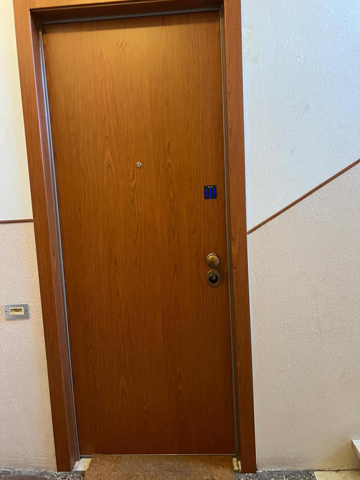 Orchidea Apartment Модена Екстериор снимка