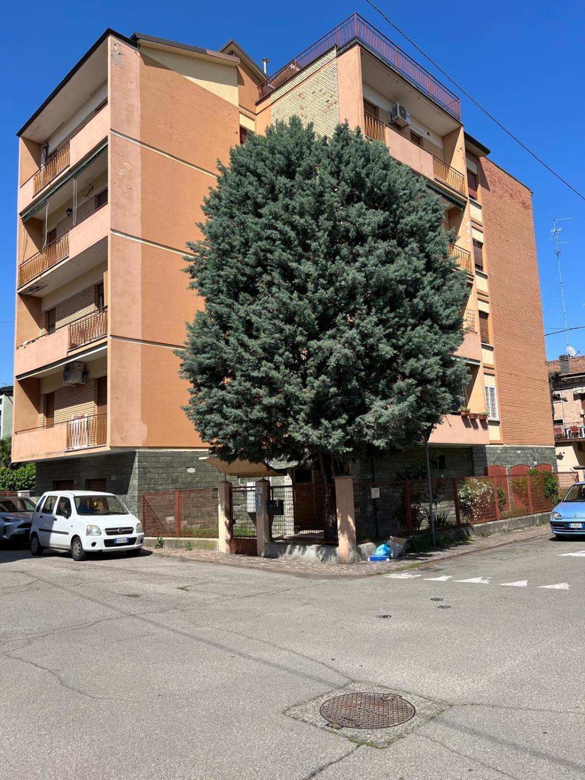 Orchidea Apartment Модена Екстериор снимка